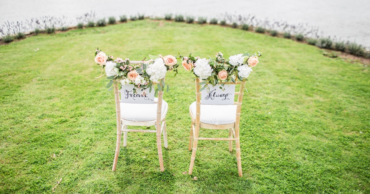 Golden Hour Wedding Photography: What It Is and Why Nothing Else Compares