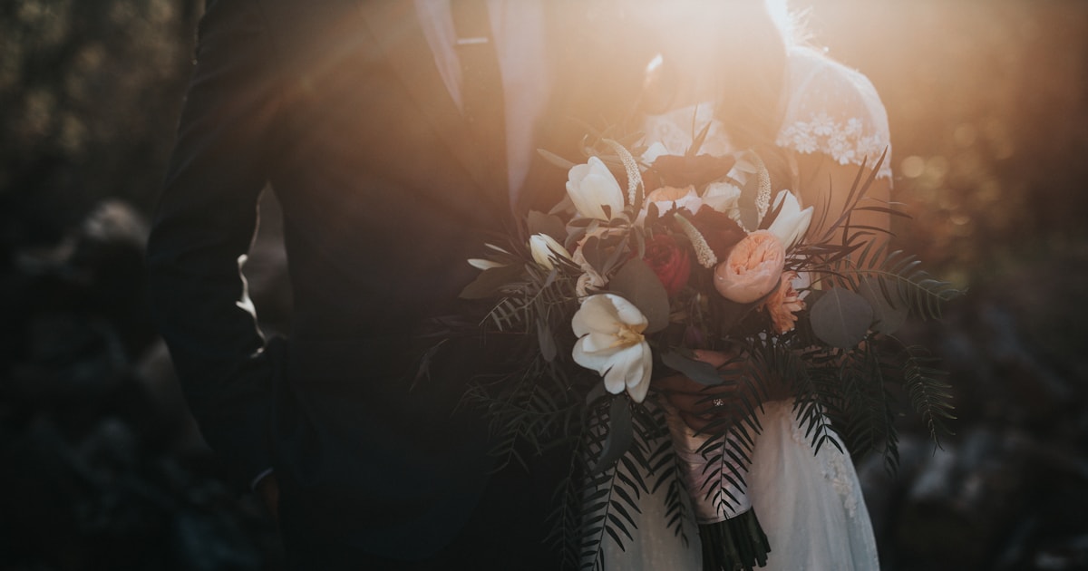 Real Wedding Photography Tips From Years Behind the Lens